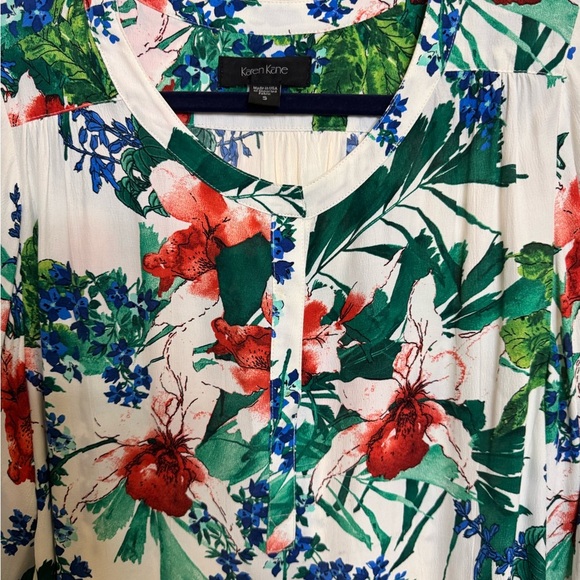 Karen Kane Floral V Neck Blouse Women's Size S - Picture 4 of 8